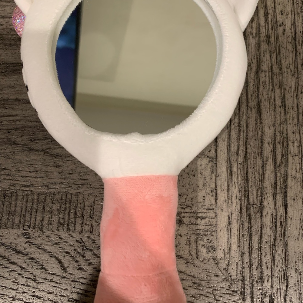 Hello Kitty Makeup Brush Set, Mirror and Headband - Pink - Picture 2 of 3